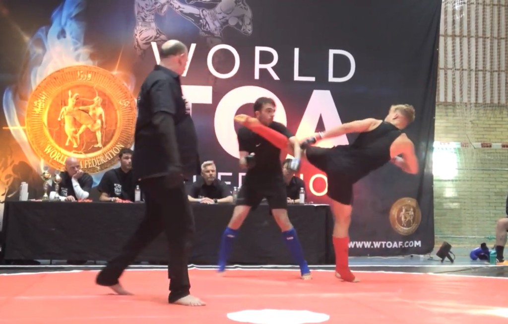 Niels Wahlberg under kickboxing-træning